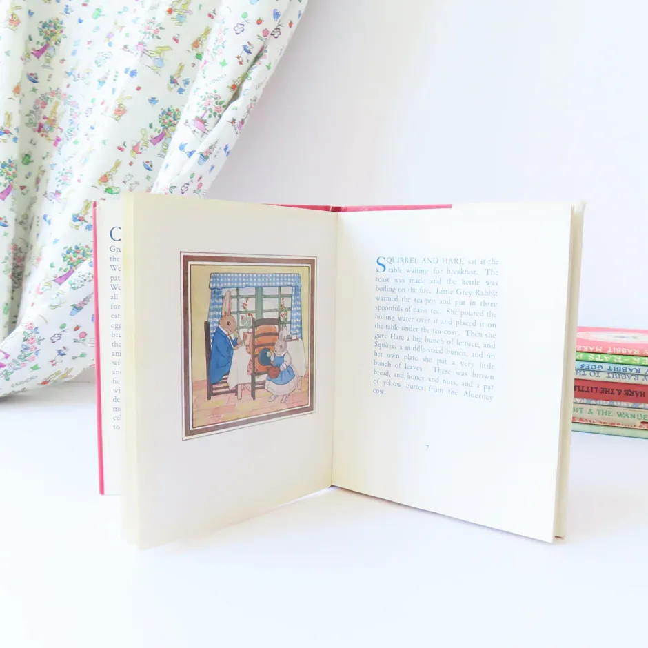 Cottontails Baby Vintage|Vintage Bunnies|VINTAGE book - Hare Joins the Home Guard (1970)