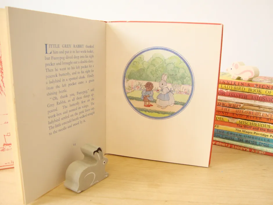 Cottontails Baby Vintage|Vintage Bunnies|VINTAGE book - Little Grey Rabbit Makes Lace (1962)