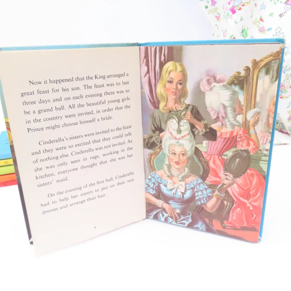 Cottontails Baby Vintage|VINTAGE Ladybird book - Cinderella (mid 1970s)