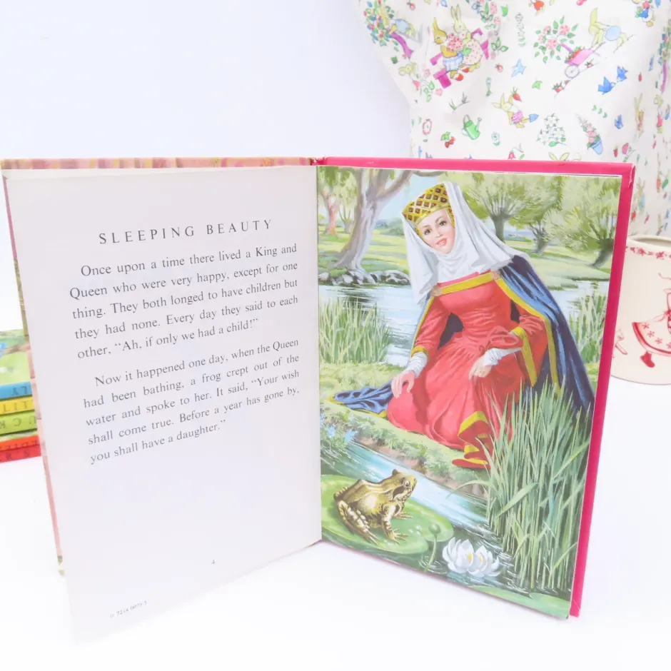Cottontails Baby Vintage|VINTAGE Ladybird book - Sleeping Beauty (late 1970s)