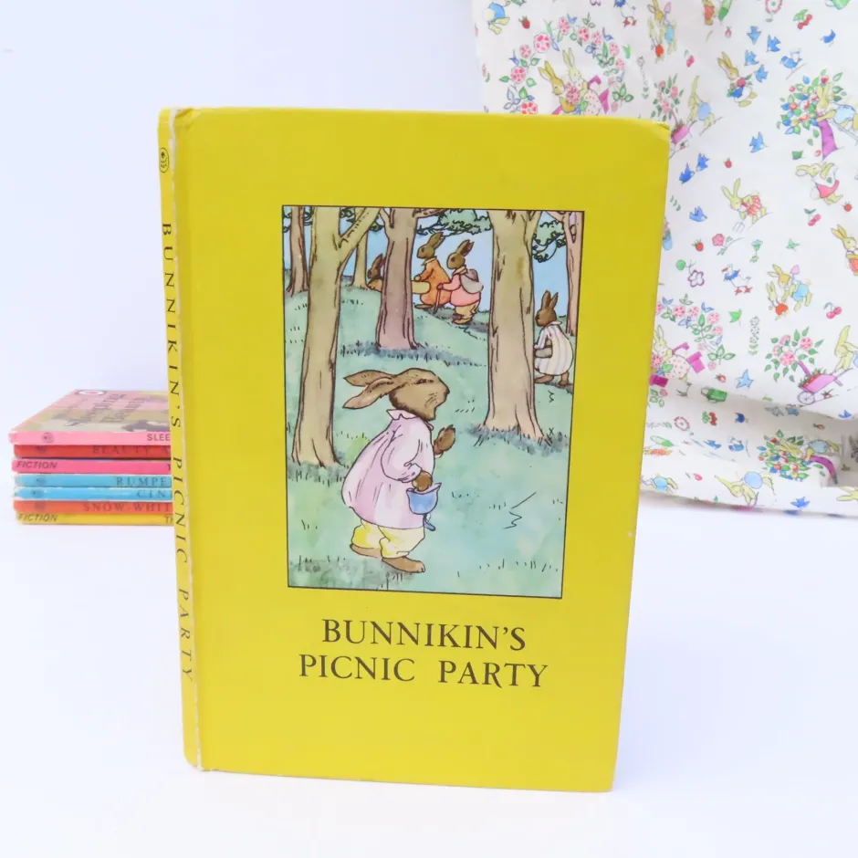 Cottontails Baby Vintage|Vintage Bunnies|VINTAGE Ladybird book - Bunnikin's Picnic Party (1971)